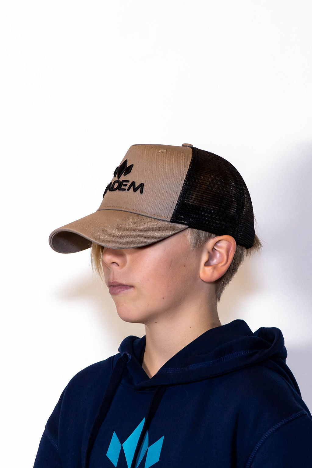 DIADEM TRUCKER HAT